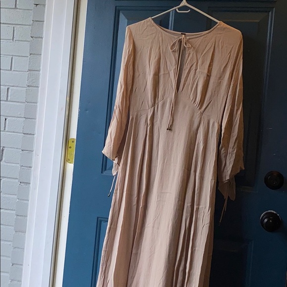 Free People beige  long sleeve boho maxi dress - Picture 3 of 7